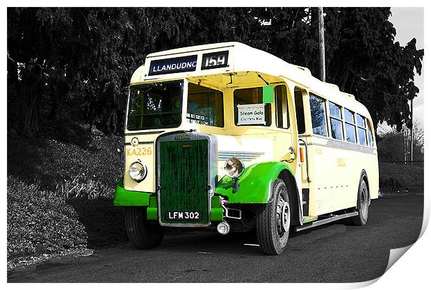 Vintage Bus Print by Rob Hawkins