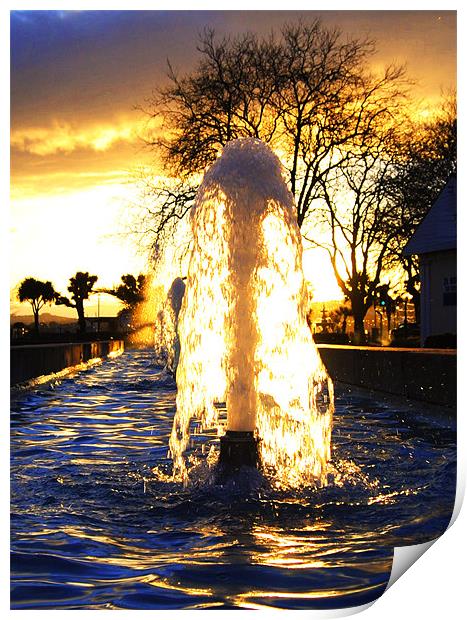 Fountain at sundown Print by Rob Hawkins