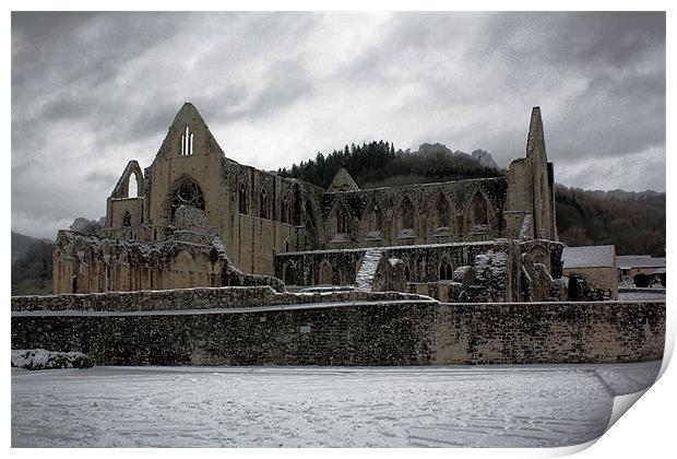 Tintern Abbey Print by les tobin