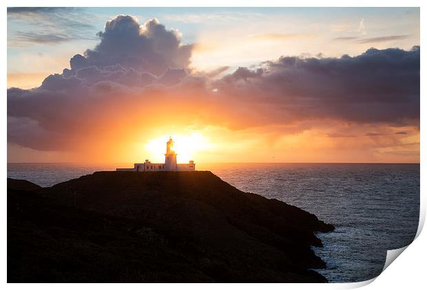 Sunset at Strumble Head Lighthouse Print by Ian Middleton