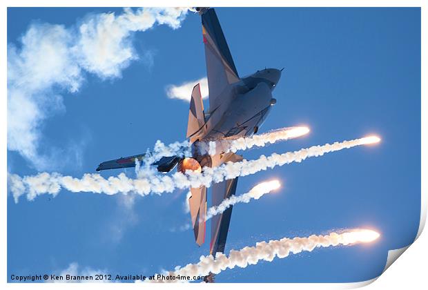 F16 firing flares Print by Oxon Images