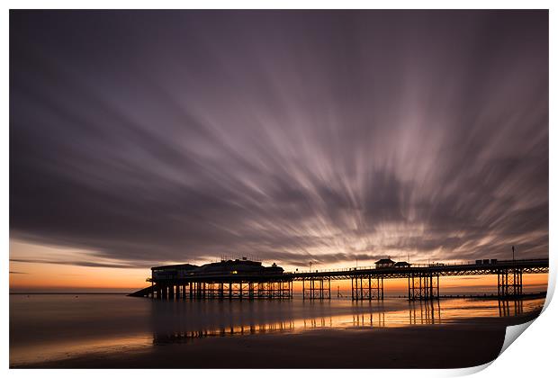 Cromer pier before sunrise Print by Simon Wrigglesworth