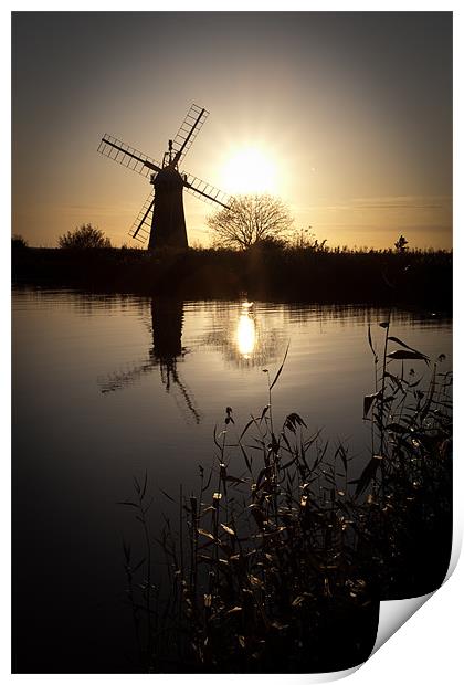 Windmill on river Thurne Print by Simon Wrigglesworth