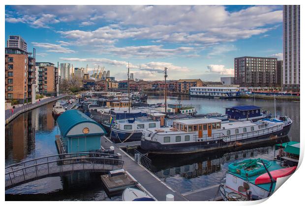 London Docklands Living Print by peter tachauer