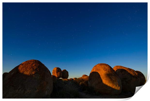 Stars Over The Devils Marbles Print by peter tachauer