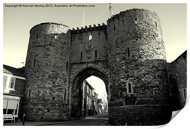 Landgate in Rye, East Sussex Print by Hannah Morley