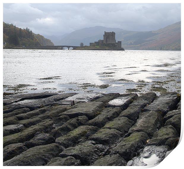 eilean donan castle Print by james sanderson