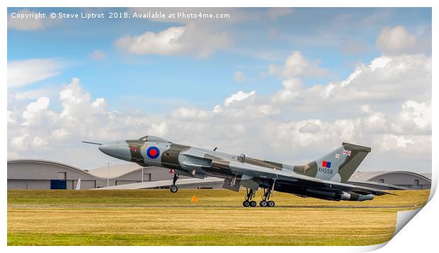 Avro Vulcan XH558 'The Spirit Of Great Britain' Print by Steve Liptrot