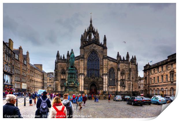 St Giles on the Royal Mile Print by Tom Gomez