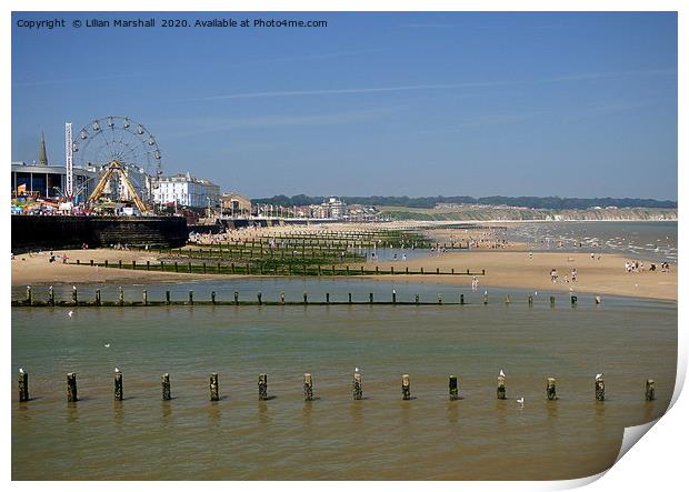 The Beach at Bridlington. Print by Lilian Marshall