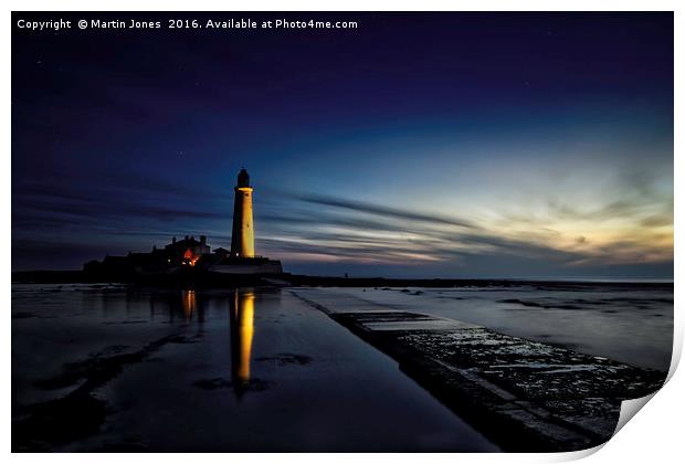 First light at St Marys Lighthouse Print by K7 Photography