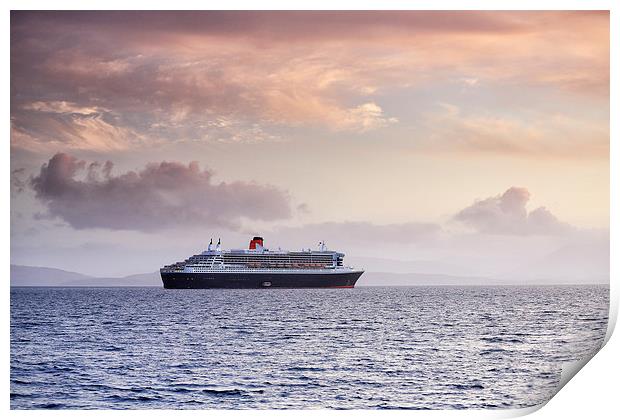  RMS Queen Mary 2 Print by Grant Glendinning