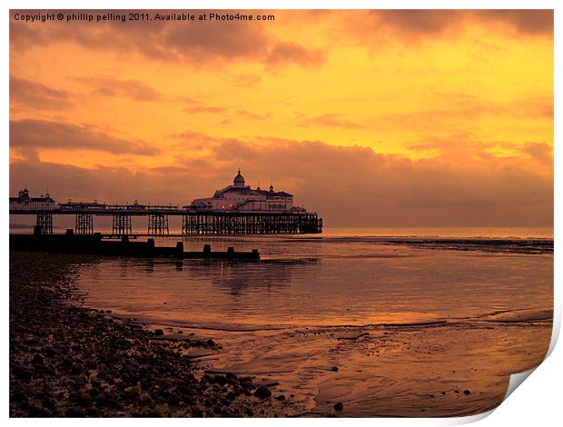 Yellow sky pier. Print by camera man