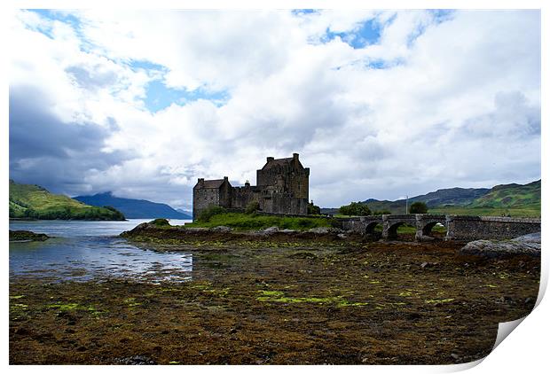 Eilean Donan Castle Print by James MacRae