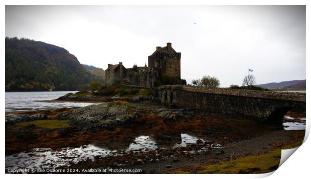 Eilean Donan Print by Lee Osborne