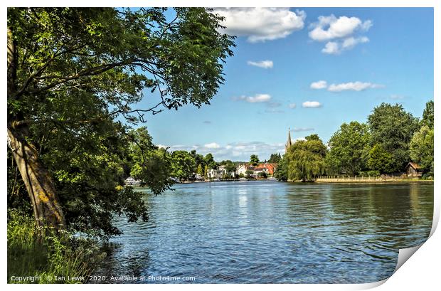 Nearing Marlow on Thames Print by Ian Lewis