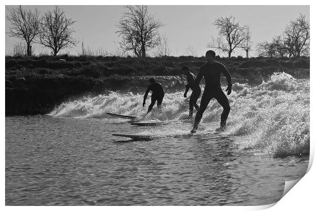 Surfers riding a wave on the river Severn Print by mark humpage