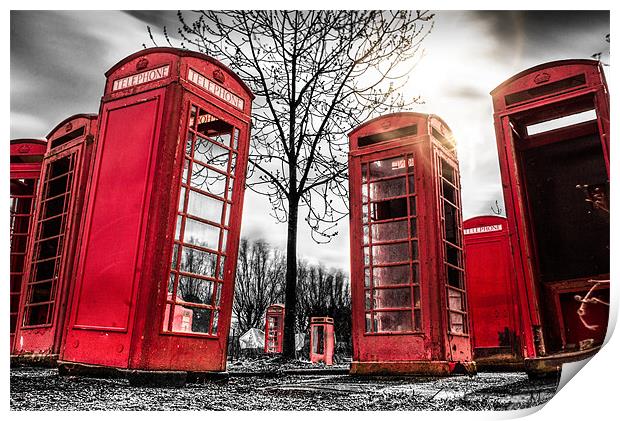 Red Phonebox Art Print by Ian Hufton
