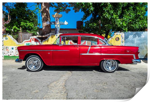 American 50s car in Cuba Print by Phil Crean