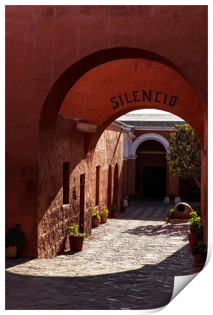 Silent courtyard in the Santa Catalina monastery, Arequipa, Peru Print by Phil Crean