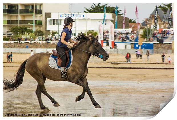 Trotting on the beach Print by Ian Jones