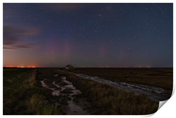 The Northern lights arrive at Thornham in Norfolk  Print by Gary Pearson