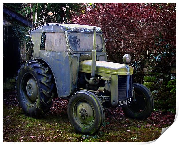 Disused tractor Print by David Worthington