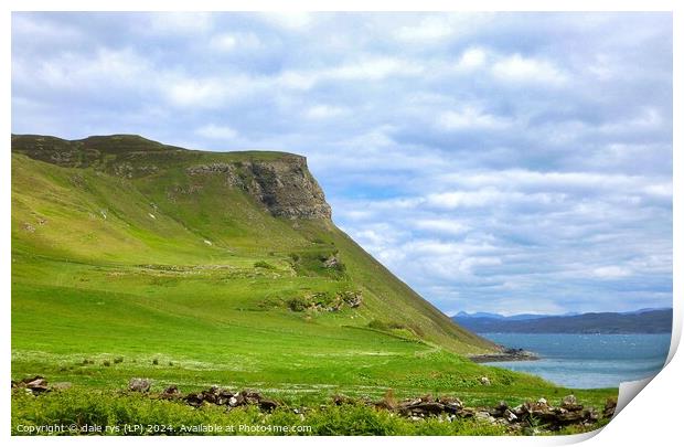 PORTREE SKYE SCOTTISH MOUNTAIN'S SEA Print by dale rys (LP)