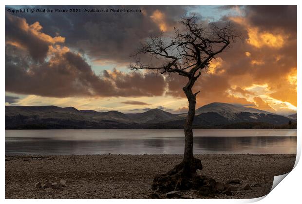 Milarrochy Bay sunset Print by Graham Moore
