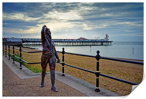 Amy Johnson Statue and Pier at Herne Bay Print by Darren Galpin