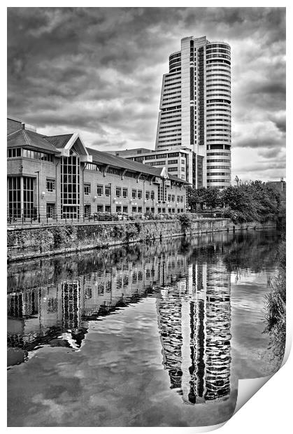 Bridgewater Place and River Aire in Leeds   Print by Darren Galpin